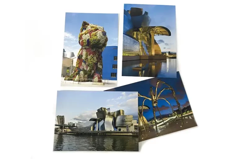 Impresión offset y digital de postales para el museo Guggenheim de Bilbao - Imprenta Vascograf, Arrigorriaga, Bizkaia